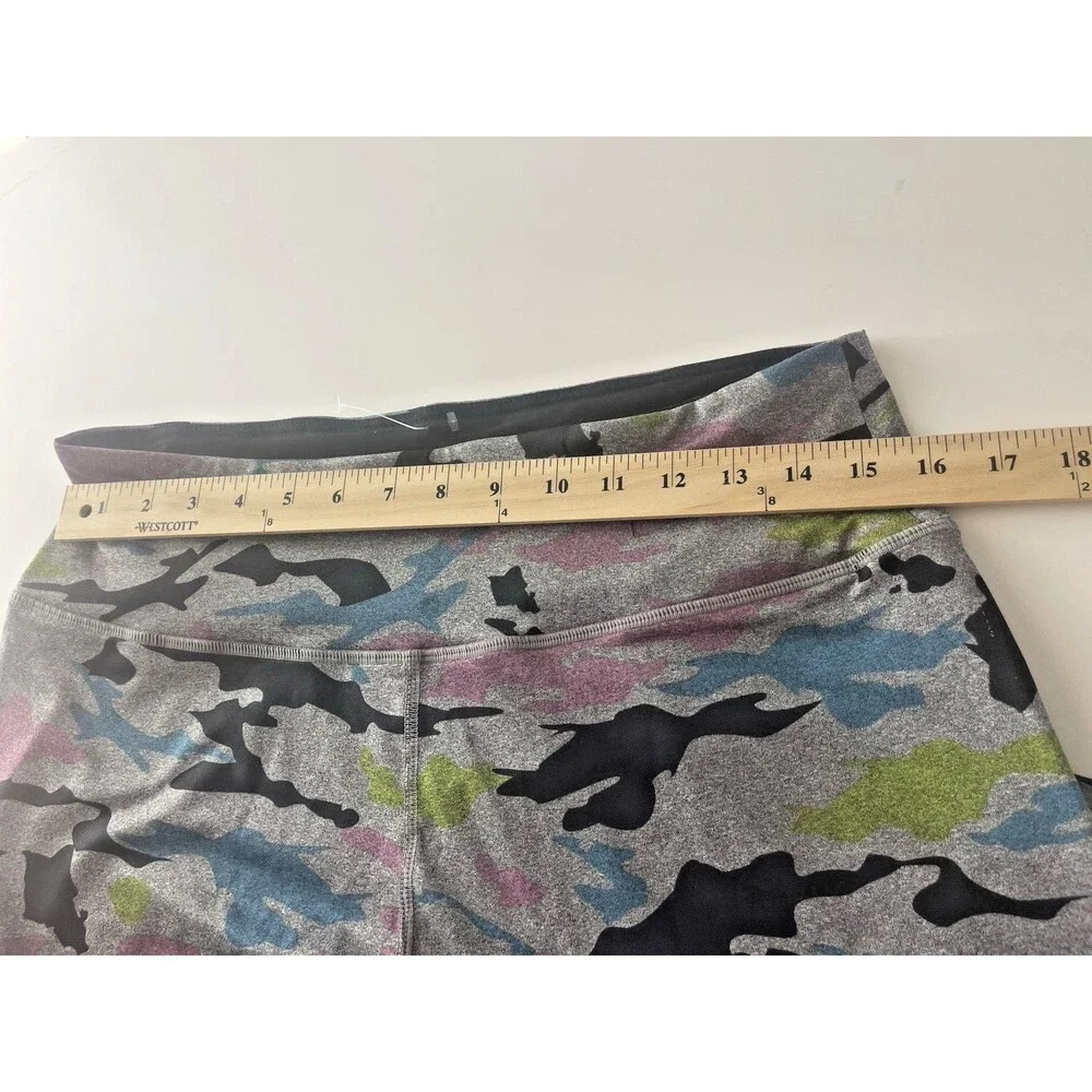 VOGO Athletica Womens Leggings XL Watercolor  Blues Black Coin/key Pocket Capri